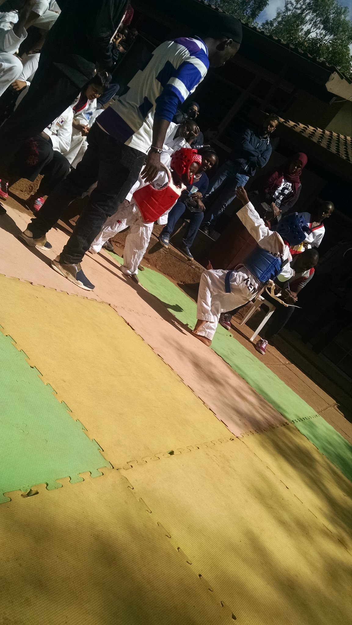 images/pic06